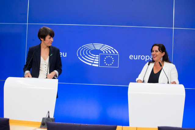 Archivo - Ana Pontón junto a Ana Miranda en rueda de prensa en Bruselas tras asumir el escaño la política nacionalista nacida en Cuntis