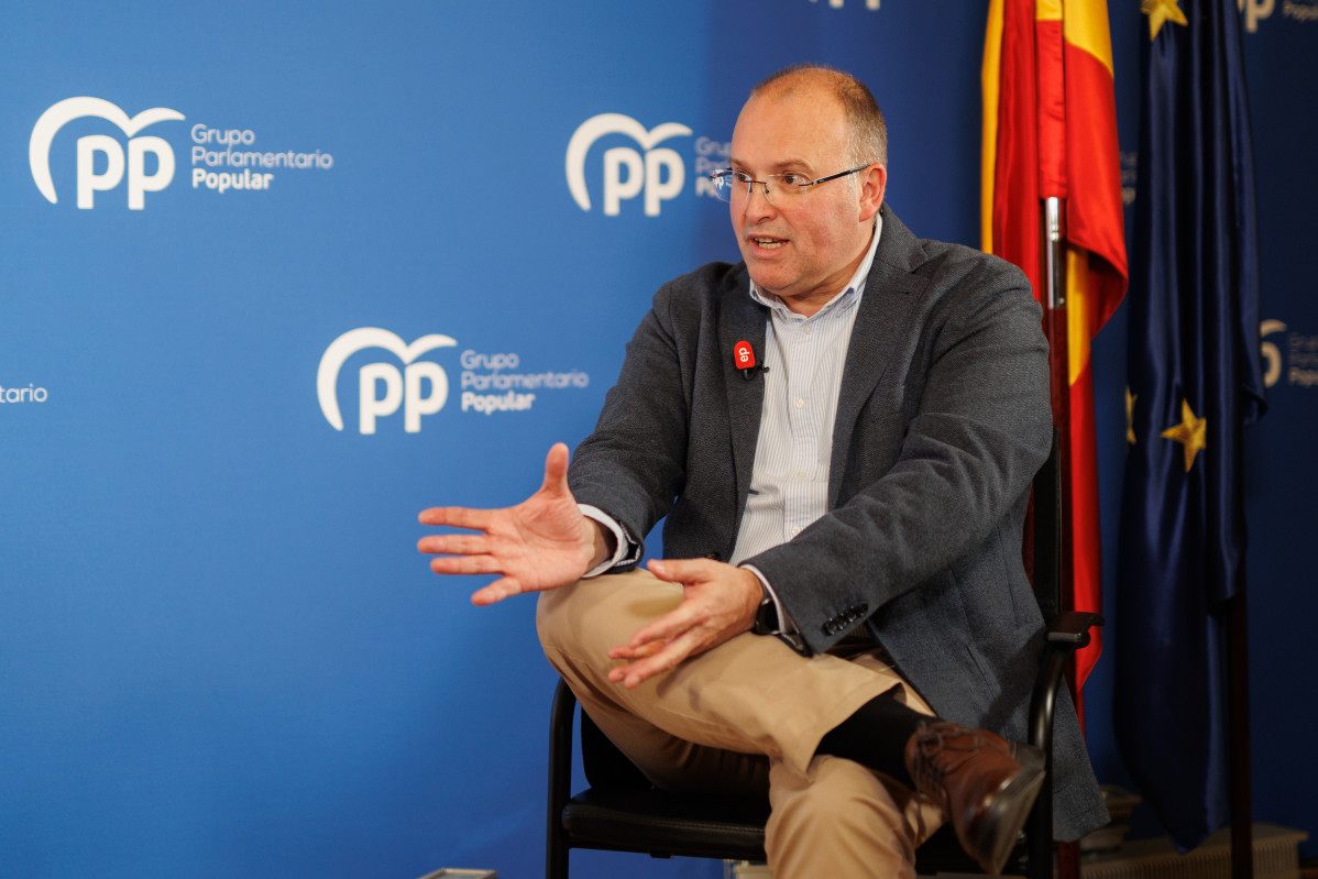 El portavoz del PP en el Congreso, Miguel Ángel Tellado, durante una entrevista para Europa Press, en el Congreso de los Diputados, a 7 de diciembre de 2023, en Madrid.