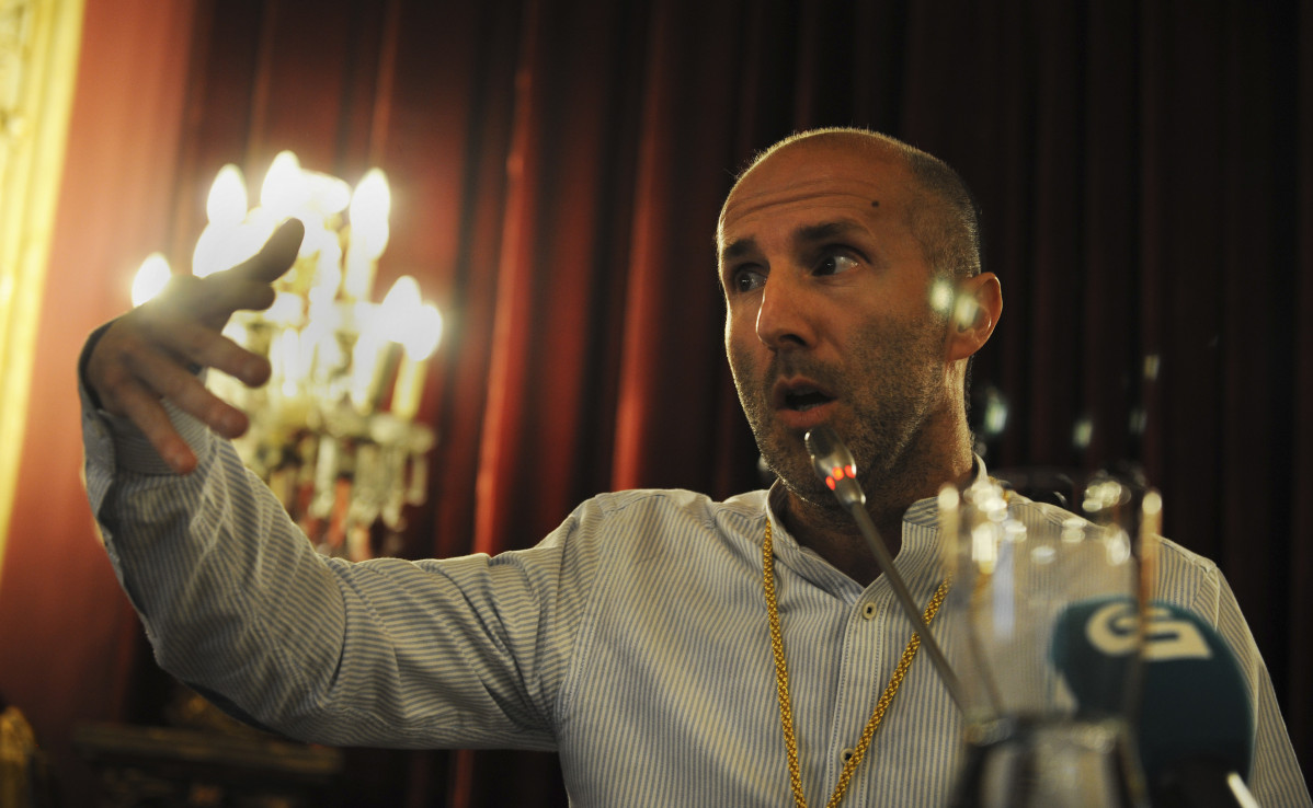 Archivo - El candidato de Democracia Ourensana, Gonzalo Pérez Jácome, durante su intervención en la sesión de constitución del Ayuntamiento de Ourense.