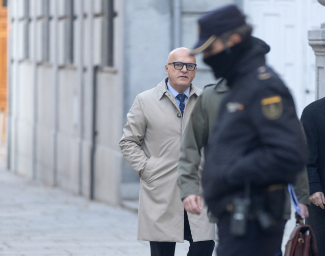 El senador del PP y expresidente de la Diputación de Ourense, José Manuel Baltar, llega a declarar al Tribunal Supremo.