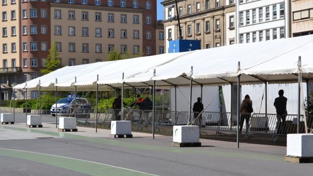 Archivo - Reparto de comida