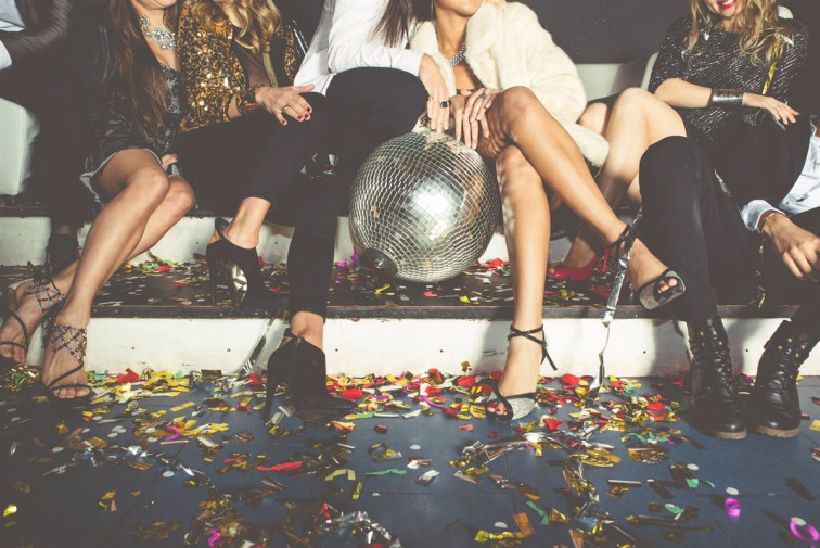 Casi 1.000 asistentes a la fiesta de Nochevieja de la discoteca Zouk demandarán al local