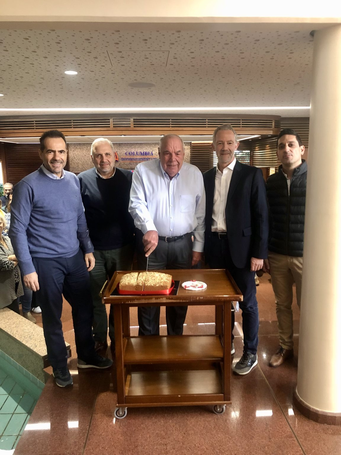 Heinrich Schoeller y otros directivos de Columbiia Ship Management en una imagen de su web