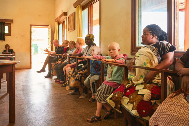 Personas albinas de Mozambique.