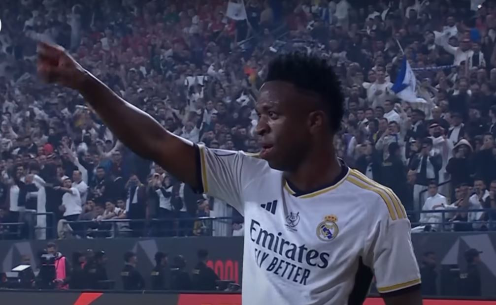 Vinicius celebra su segundo gol en la Supercopa de Espau00f1a