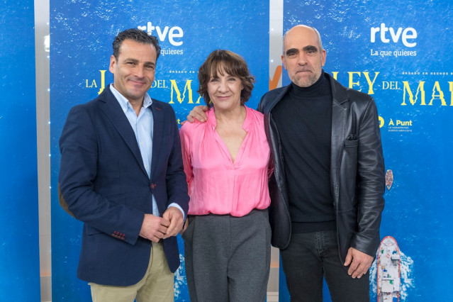 (I-D) Alfred Costa, Blanca Portillo I Luis Tosar