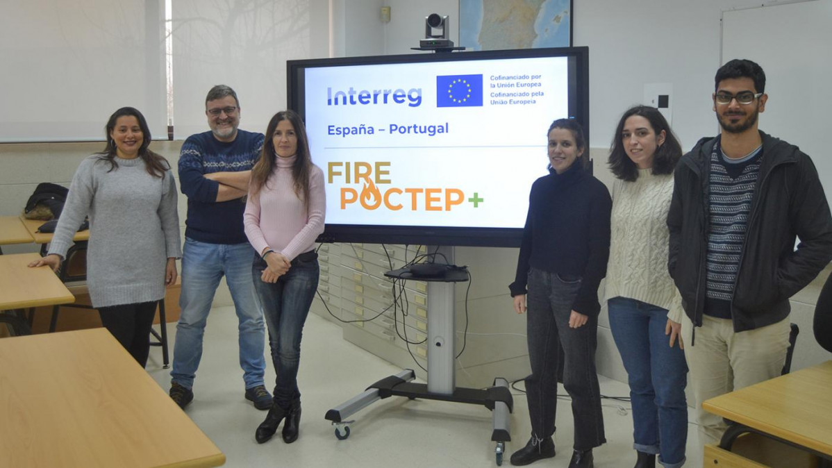 Investigadores de Firepoctep  en una foto de Uvigo