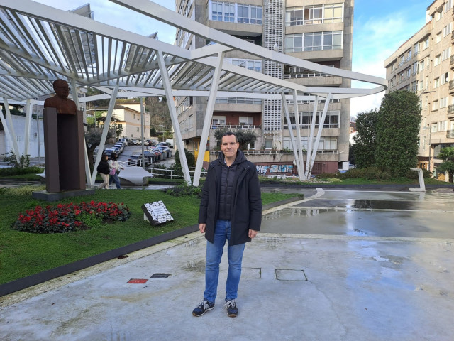 El edil 'popular' en la Plaza Elíptica.