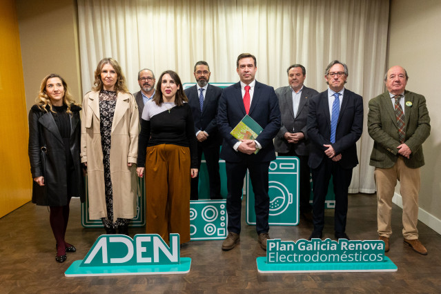 La conselleira de Economía, Industria e Innovación, María Jesús Lorenzana, informa sobre la activación del programa Galicia Renova Electrodomésticos.