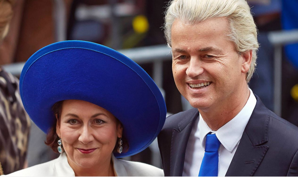 Geert Wilders con su esposa Krisztina Marfai en  2014 en una foto de Rijksoverheid  Phil Nijhuis publicada en wikipedia bajo Creative Commons CC0