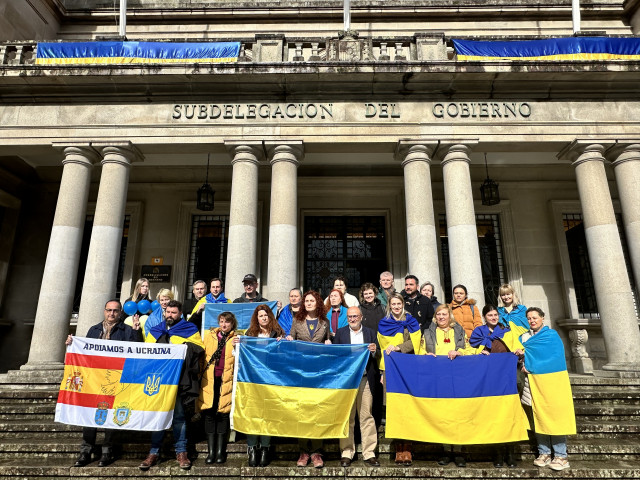 El subdelegado del Gobierno en Pontevedra, Abel Losada, en un acto con asociaciones de ayuda a Ucrania y a refugiados.