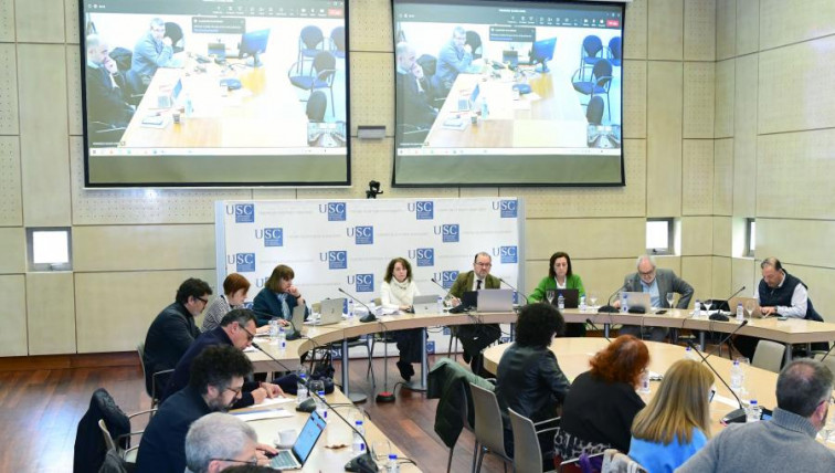 Oposiciones a profesor de la USC: casi 200 plazas en la oferta de 2024