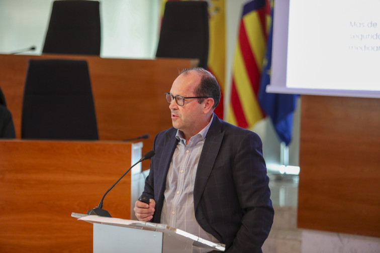 Sogama insta a Caballero a 