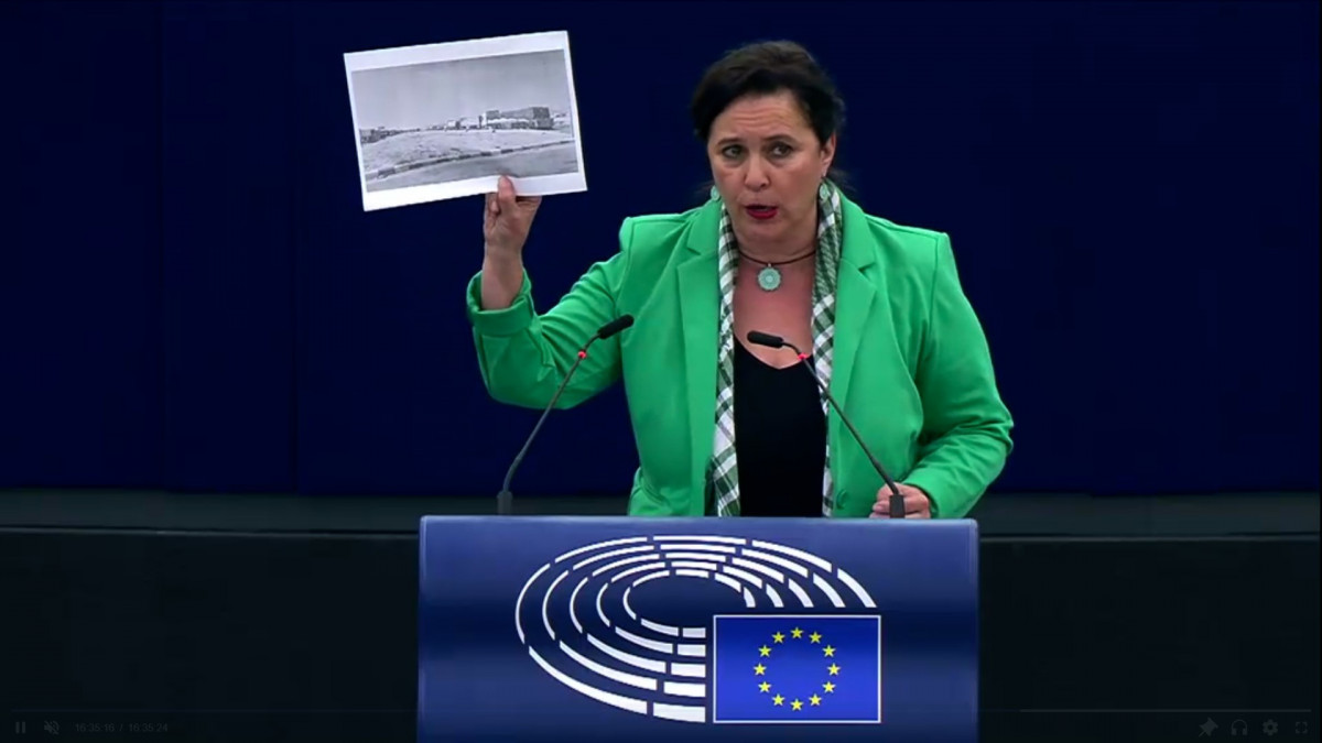 La eurodiputada del BNG, Ana Miranda, en el pleno del Parlamento Europeo