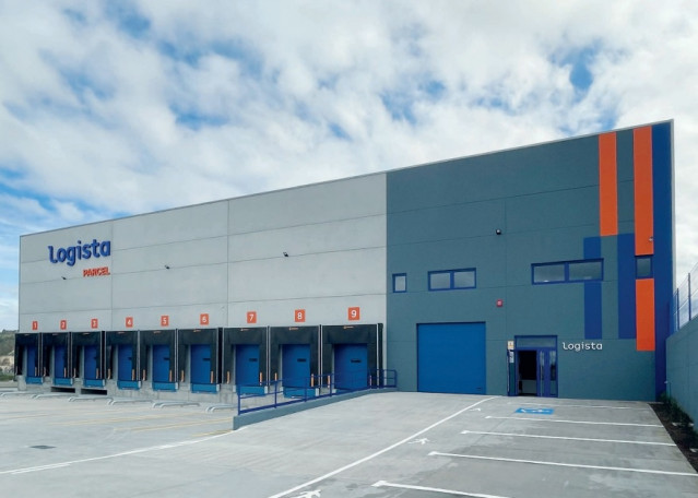 Logista Parcel inaugura una nueva nave en Arteixo (A Coruña).