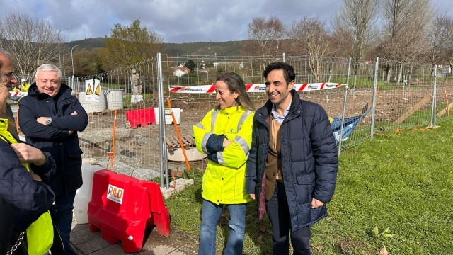 La conselleira de Infraestruturas, Ethel Vázquez, y el alcalde de Ferrol, José Manuel Rey Varela, en un acto en Ferrol.