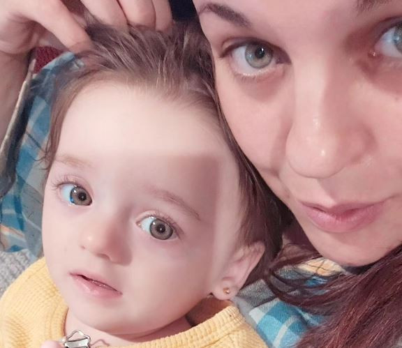 Lucu00eda con su hija Zoe en una imagen de su Instagram