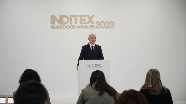 El consejero delegado de Inditex, Óscar García Maceiras, durante la presentación de los resultados del ejercicio 2023 de Inditex,  a 13 de marzo de 2024, en Pontevedra, Galicia (España). Inditex registró un beneficio neto récord de 5.381 millones de euros