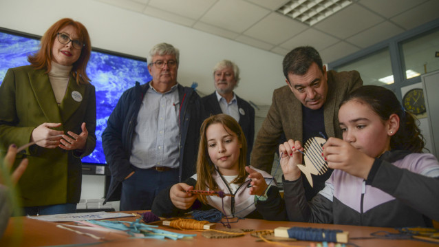 La Xunta reparte en los Polos Creativos un 'kit' con material educativo que ponen en valor figuras históricas femeninas