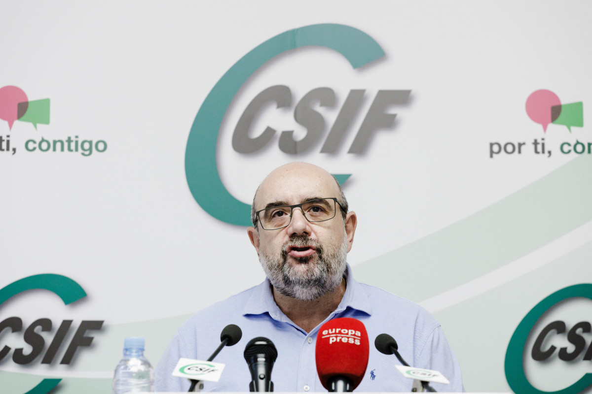 Archivo - El presidente de la Central Sindical Independiente y de Funcionarios (CSIF), Miguel Borra, en imagen de archivo