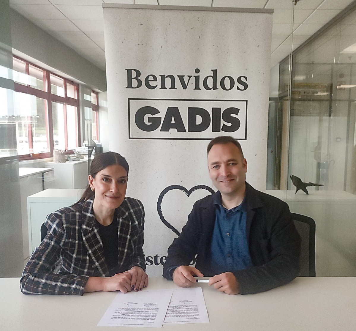 FOTO FIRMA CONVENIO GADIS