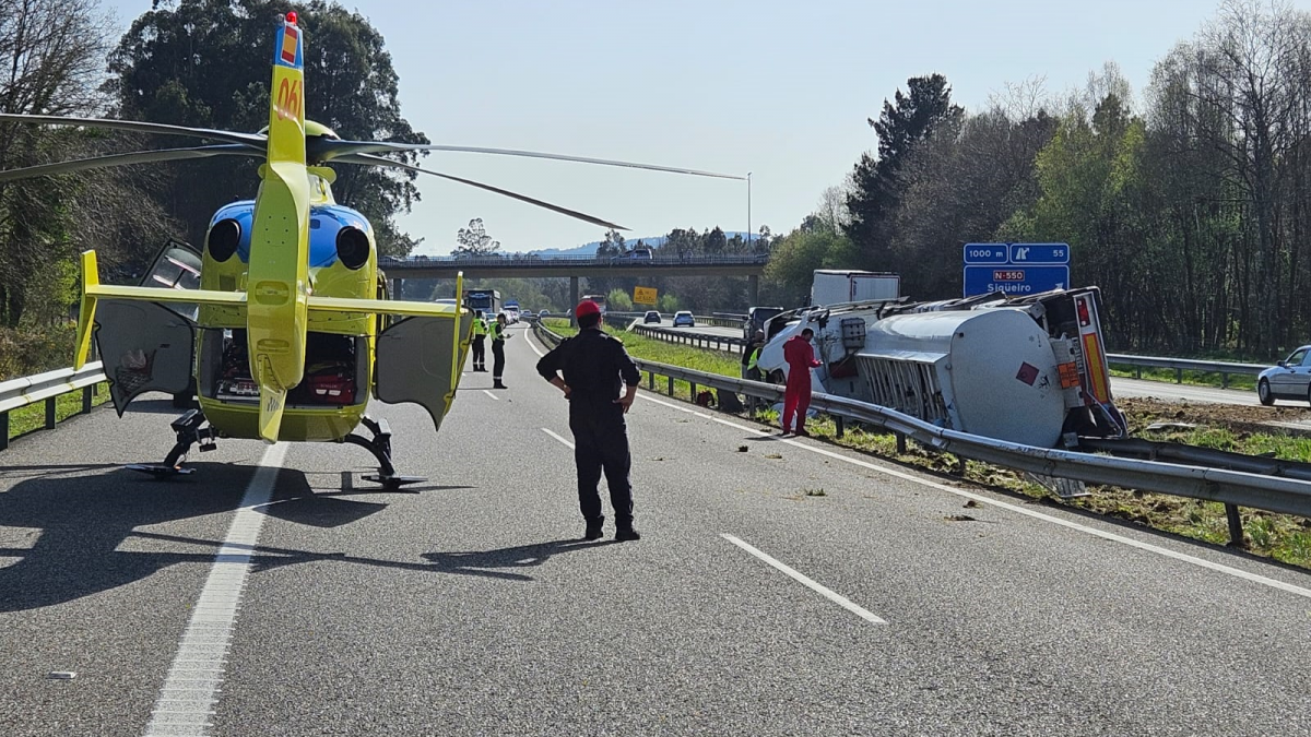 Accidente de Camiu00f3n en Oroso en una imagen de CRTVG