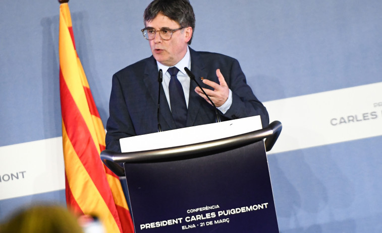 Puigdemont montado en el burro de la intransigencia entra en campaña