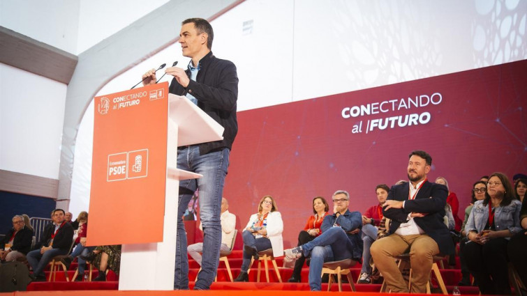 Sánchez asegura que España rompe todos los récords de empleo y la derecha solo intoxica