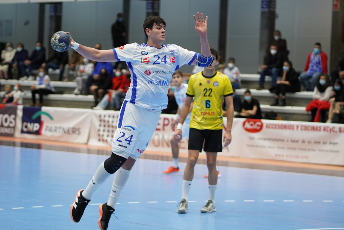 Daniel Virulegio Niu00f1o en una imagen de 2022 del Club Cisne de Balomano