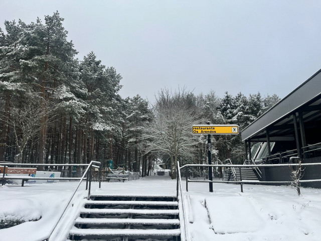Nieve en la Estación de Montaña de Manzaneda.