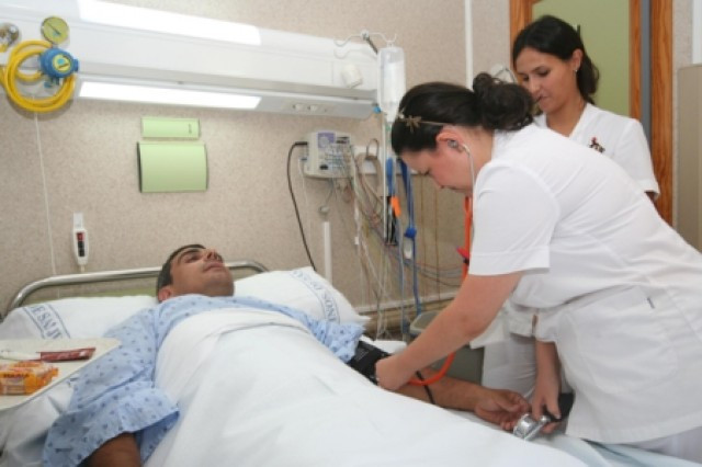 Sagap denuncia que os empregados temporais do Sergas cobren 