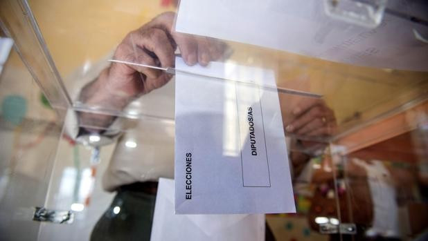 ​El PP logra el 45% del voto emigrante