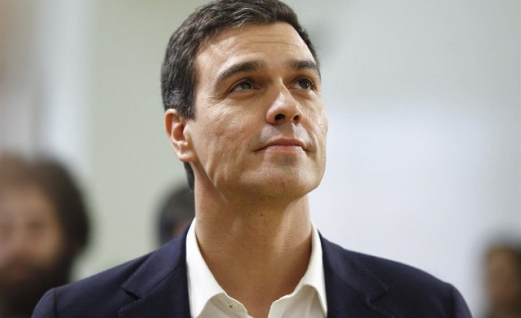 ​Pedro Sánchez, presionado desde dentro y desde fuera para reabrir el debate