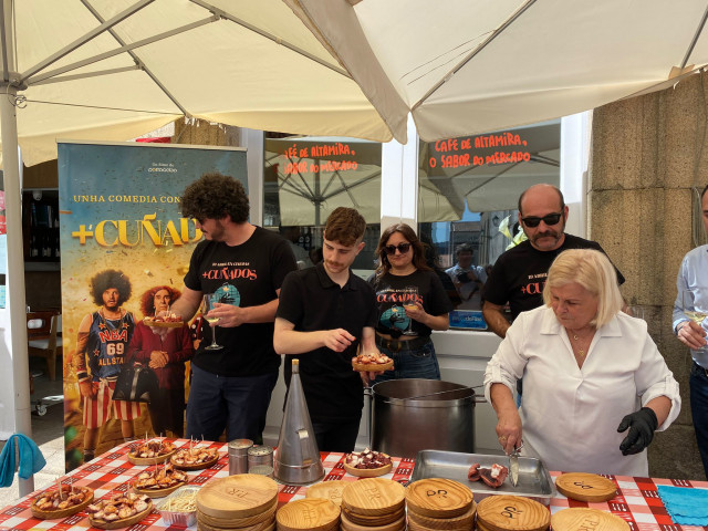 Los actores de +Cuñados en Santiago