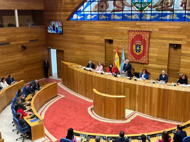 Apertura solemne de la XII Legislatura, con el presidente del Parlamento, Miguel Santalices, protagonizando el discurso oficial.