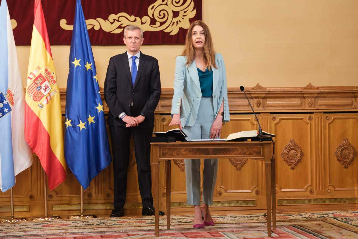 Maria jose gomez toma posesion estandar