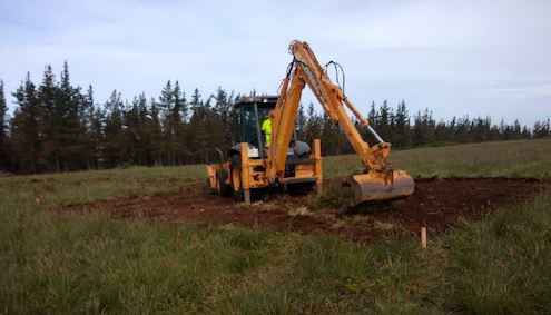 Obras de retirada de cubierta vegetal para estaciu00f3n de parque eu00f3lico Serra do Punago en una foto publicada por Adega
