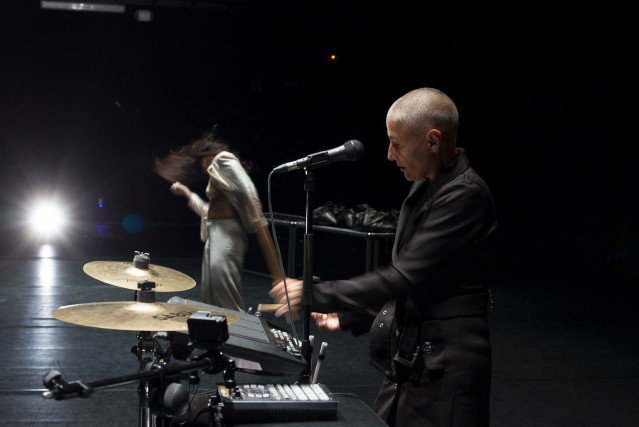 Archivo - Mercedes Peón con Janet Novás actuarán en el Teatro Central de Sevilla