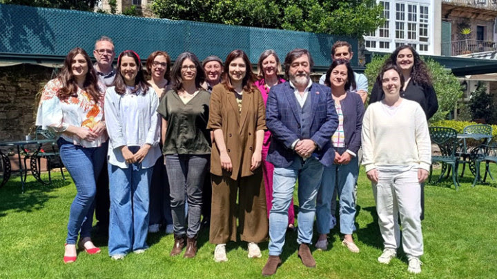 Colexio de Xornalistas y Xunta elaboran una guía de buenas prácticas para el tratamiento informativo de la conducta suicida