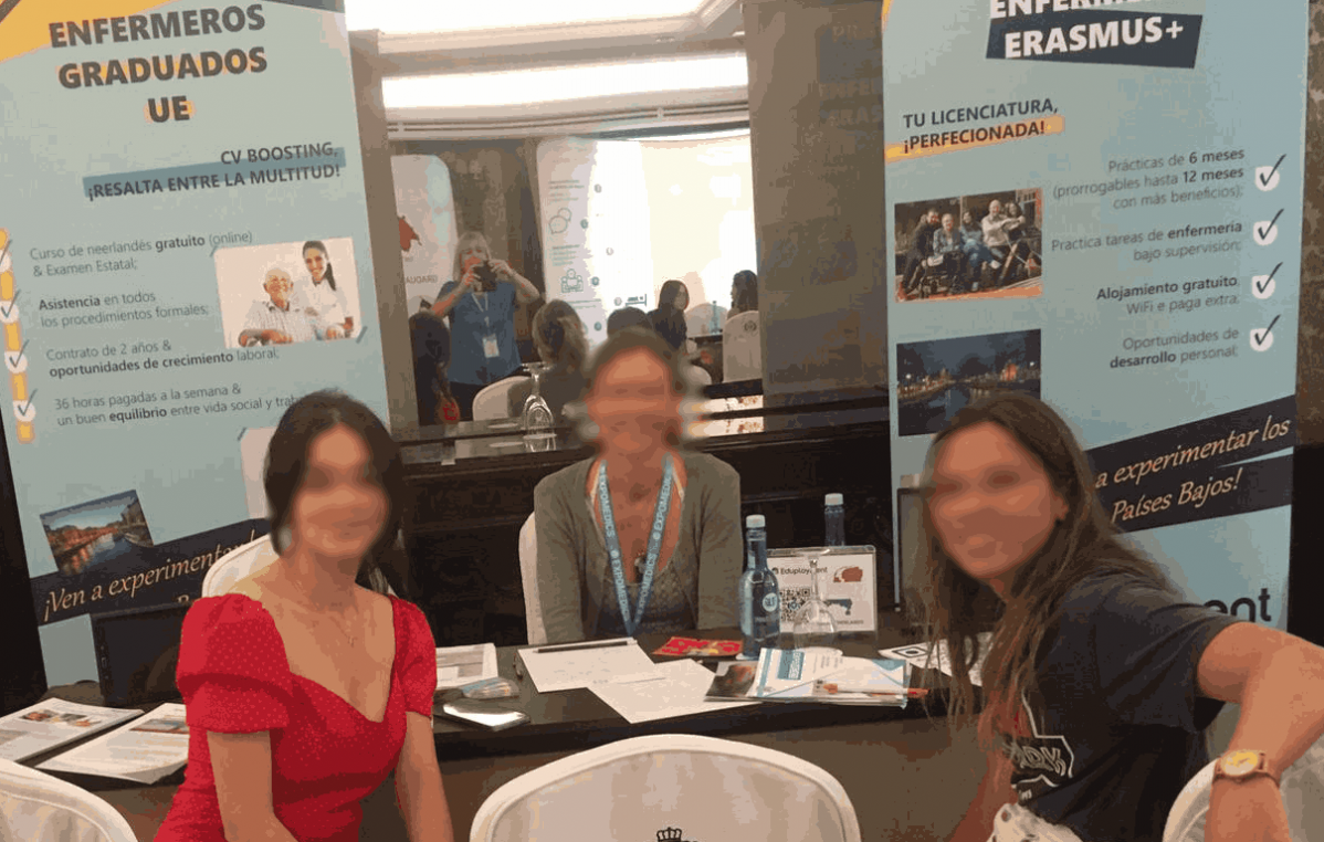 Stand de reclutamiento de Eduployment en una feria de empleo en una imagen de sus redes sociales