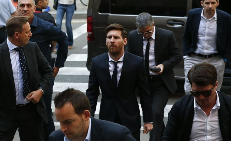 ​Leo Messi y su padre, condenados a 21 meses de cárcel por fraude fiscal