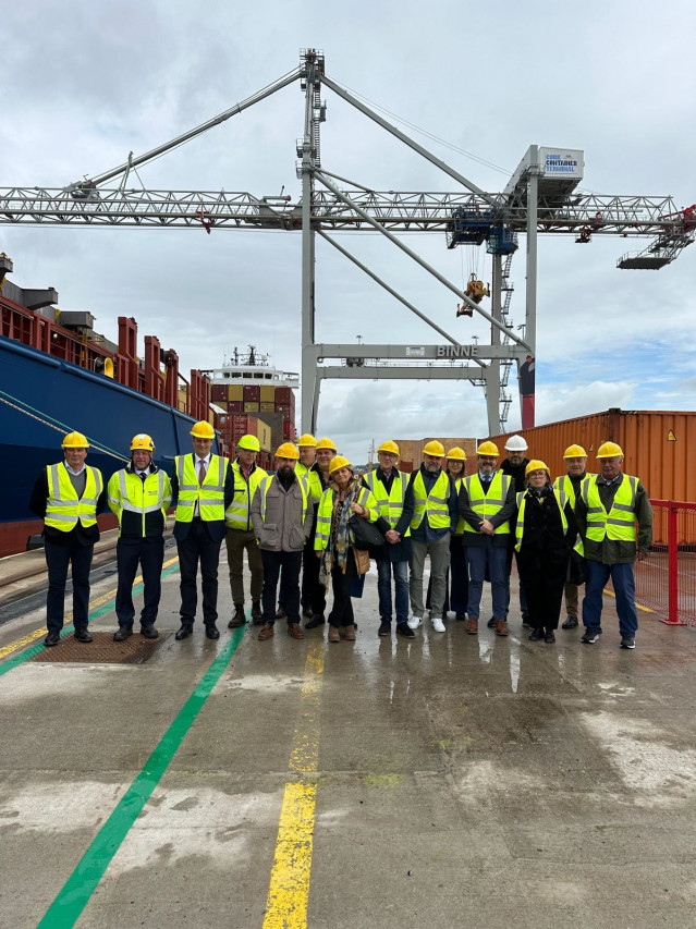 Representantes del Puerto de Vigo y de la Xunta viajan a Irlanda para reforzar las relaciones comerciales.