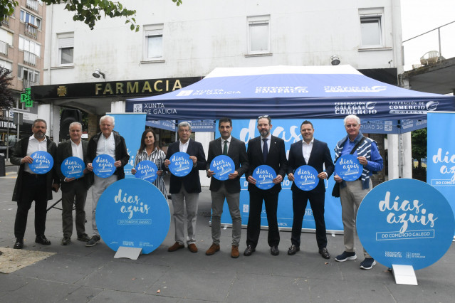 Presentación de la campaña 'Días azuis do comercio galego'.