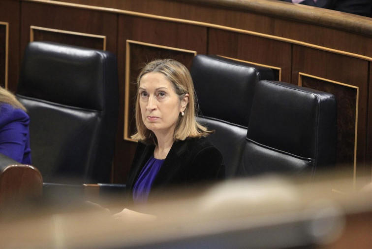 ​Las víctimas del Alvia piden verse con Ana Pastor