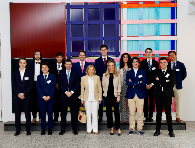 Acto de entrega de credenciales a becarios de la Fundación Barrié