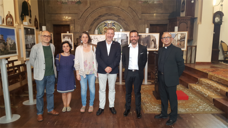 ​A exposición 'Vía Iacobitana' sobre o Camiño recala en Ribadeo