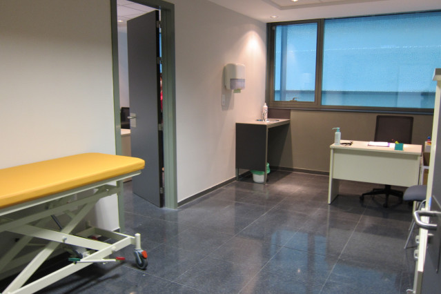 Archivo - Hospital, centro sanitario, centro de salud, consulta médica.