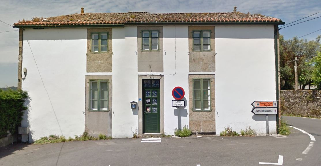 Escola de Cacheiras en una imagen de Google Street View