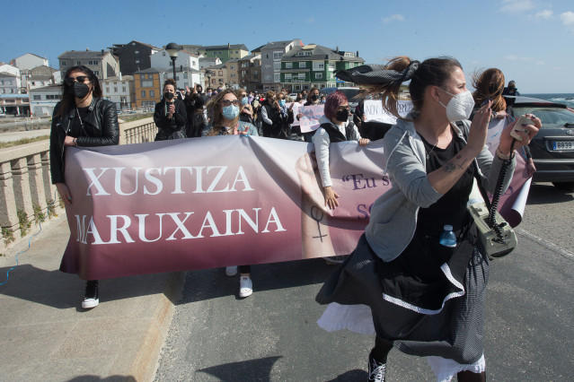 Archivo - Varias mujeres participan en una manifestación en apoyo a las 87 mujeres que en 2019 fueron grabadas “sin autorización”, a 4 de abriil de 2021, en San Cibrao, Lugo, Galicia (España). Esta manifestación busca dar su apoyo a las 87 mujeres que fue