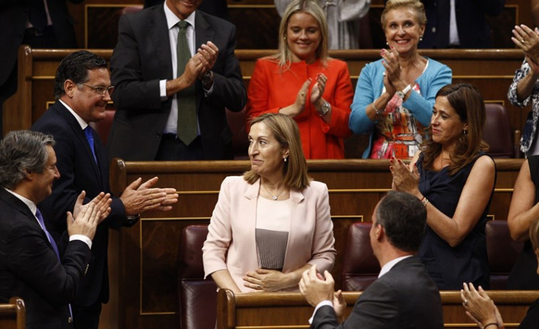 Ana Pastor jura su cargo como presidenta del Congreso